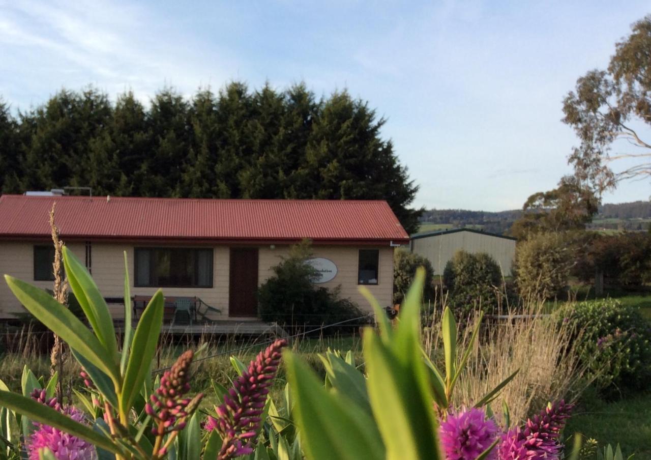 Cherry Top Farmstay - Boutique Eco Village Lilydale Ngoại thất bức ảnh