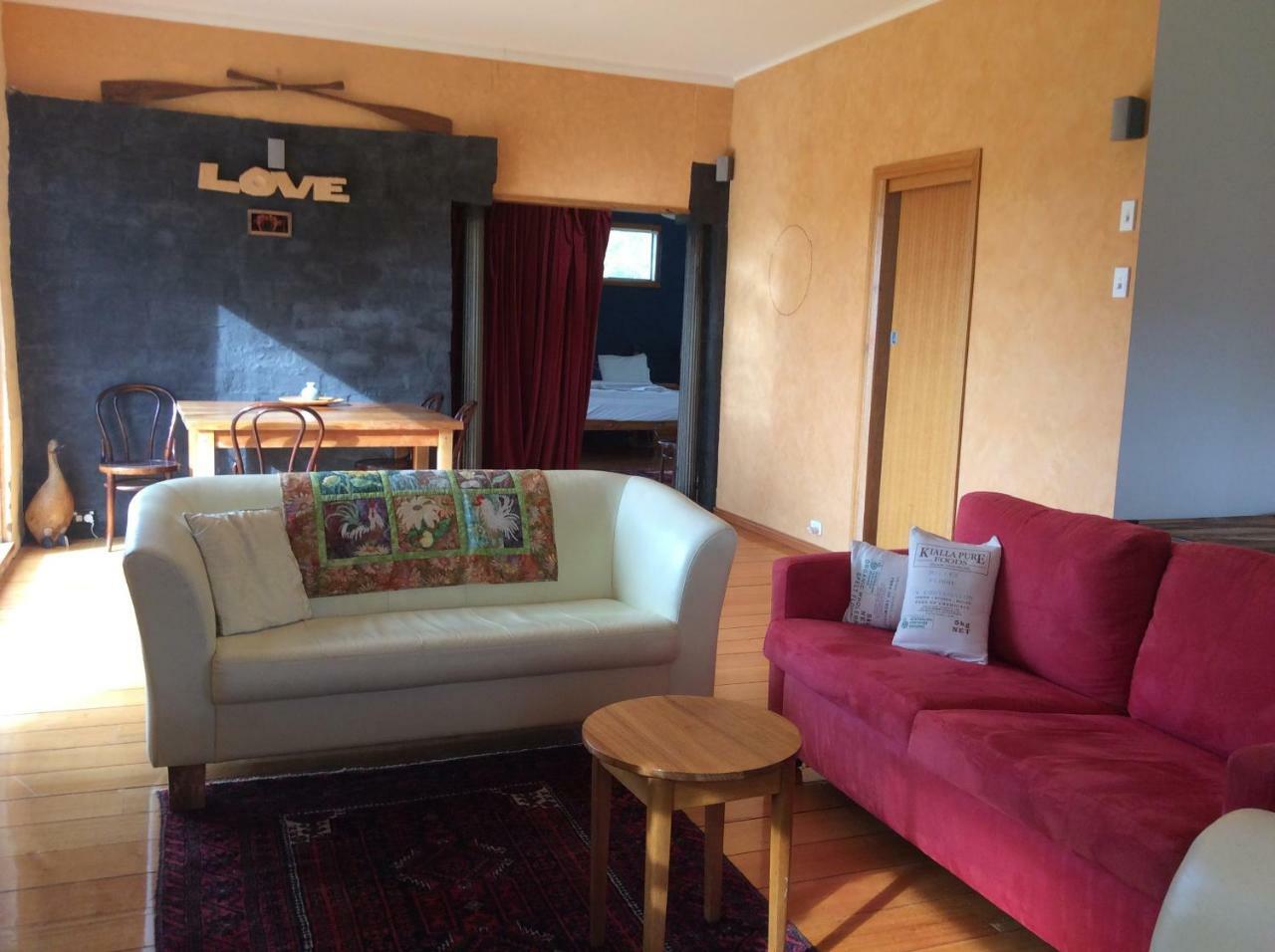 Cherry Top Farmstay - Boutique Eco Village Lilydale Ngoại thất bức ảnh